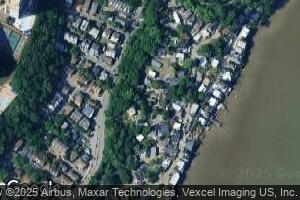 28 Colony Rd, Edgewater, NJ 07020