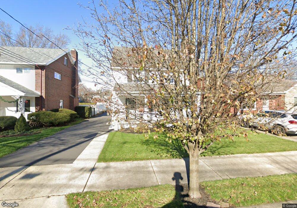 580 Meadowland Ave, Kingston, PA 18704 - photo 1