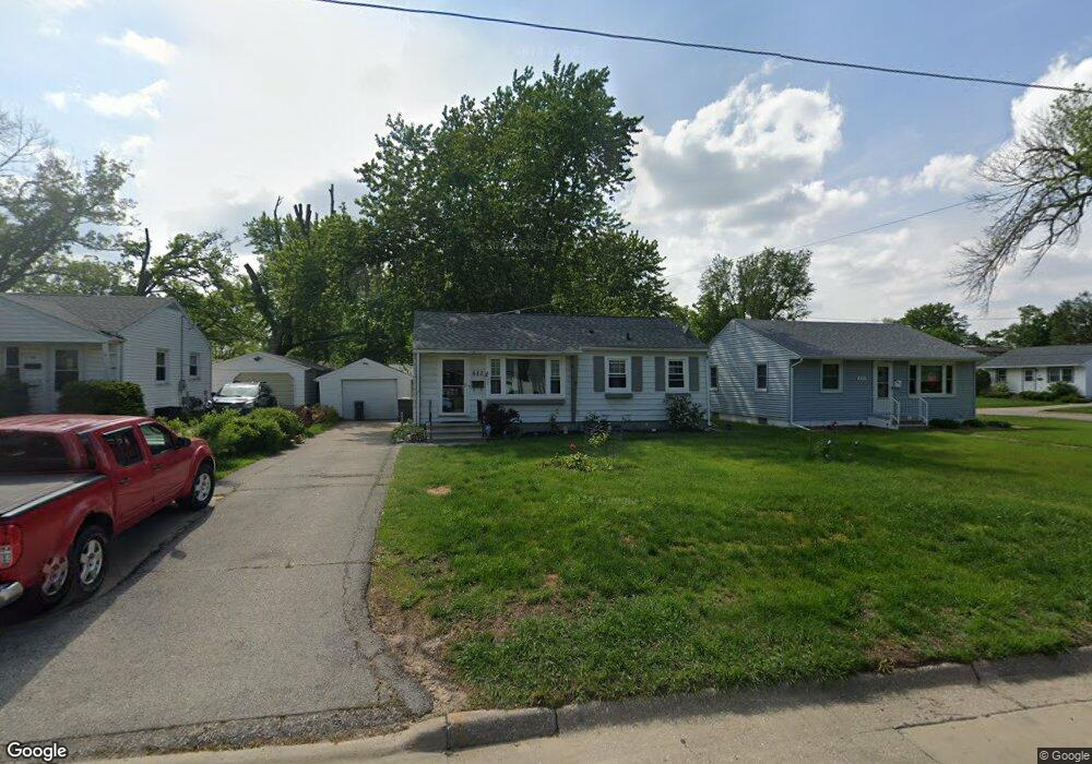 627 34th St SE, Cedar Rapids, IA 52403 - photo 1