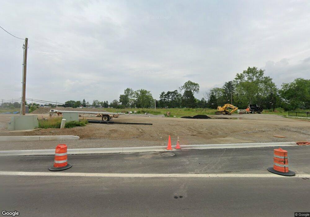 4882 E Broad St, Columbus, OH 43213 - photo 1