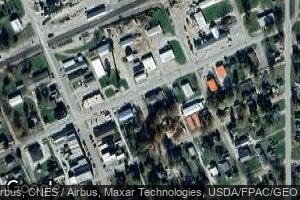 107 S Mary St, Stronghurst, IL 61480