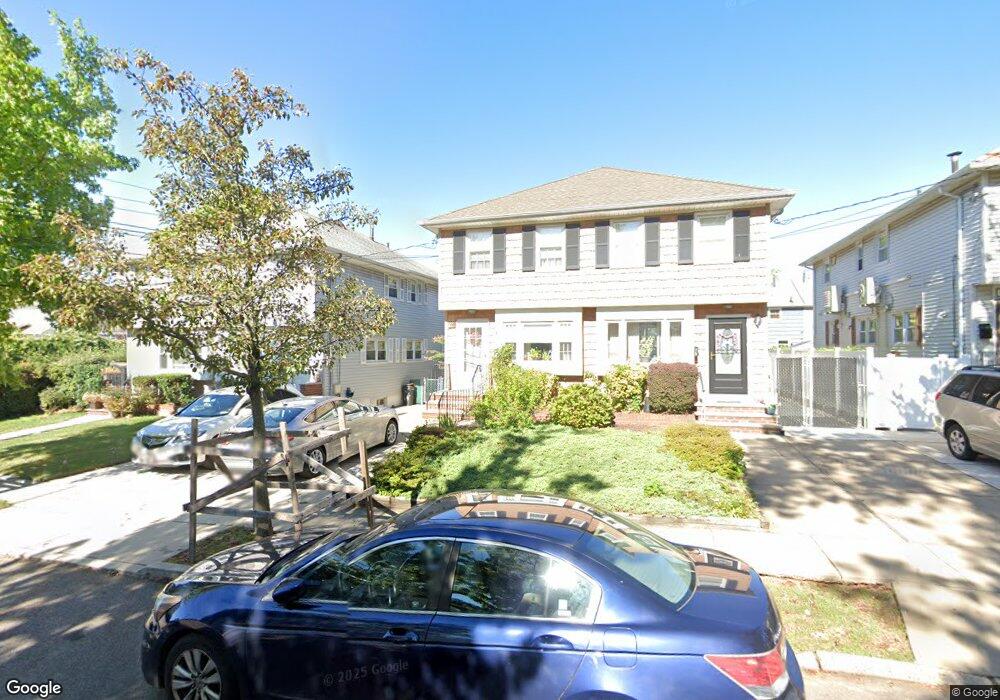 586 Hanover Ave, Staten Island, NY 10304 - photo 1