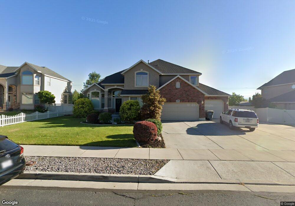 4258 Chestnut View Dr, South Jordan, UT 84095 - photo 1