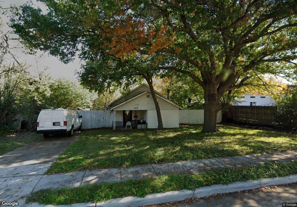 214 NE 5th St, Grand Prairie, TX 75050 - photo 1