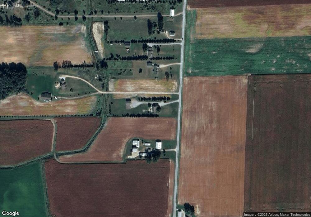 8806 S Block Rd, Birch Run, MI 48415 - photo 1