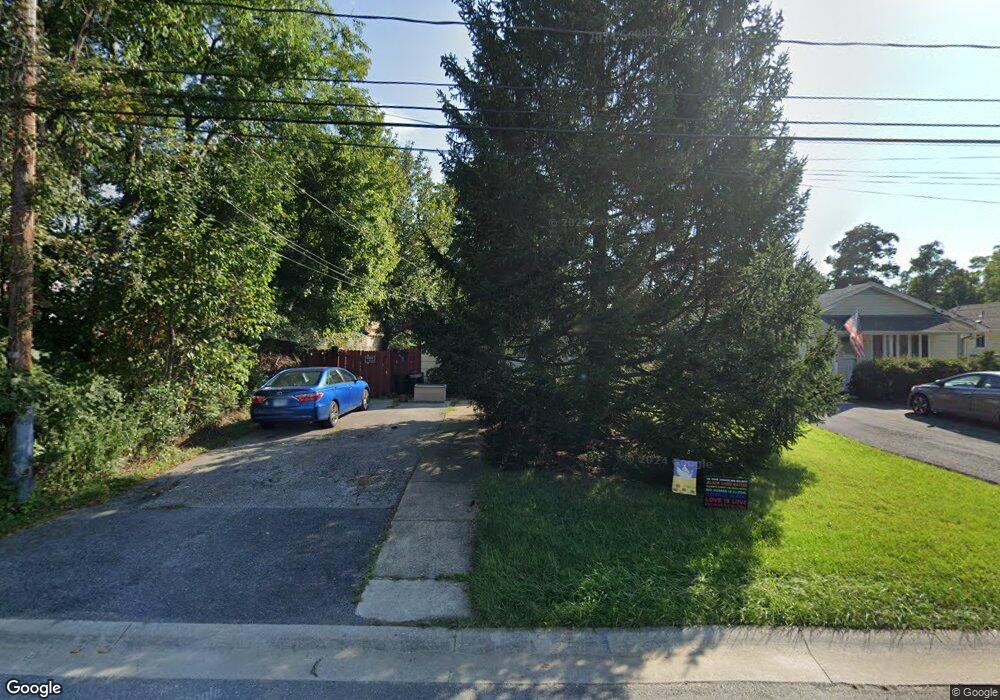 9811 Robinson Blvd, Laurel, MD 20723 - photo 1