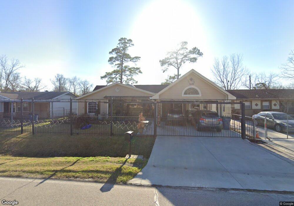 11635 Innsbury Dr, Houston, TX 77093 - photo 1
