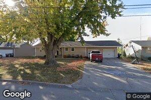 908 SW 2nd St, Eagle Grove, IA 50533