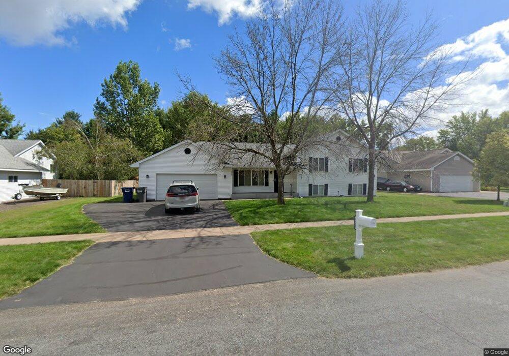 2025 Deblene Ln, Eau Claire, WI 54703 - photo 1