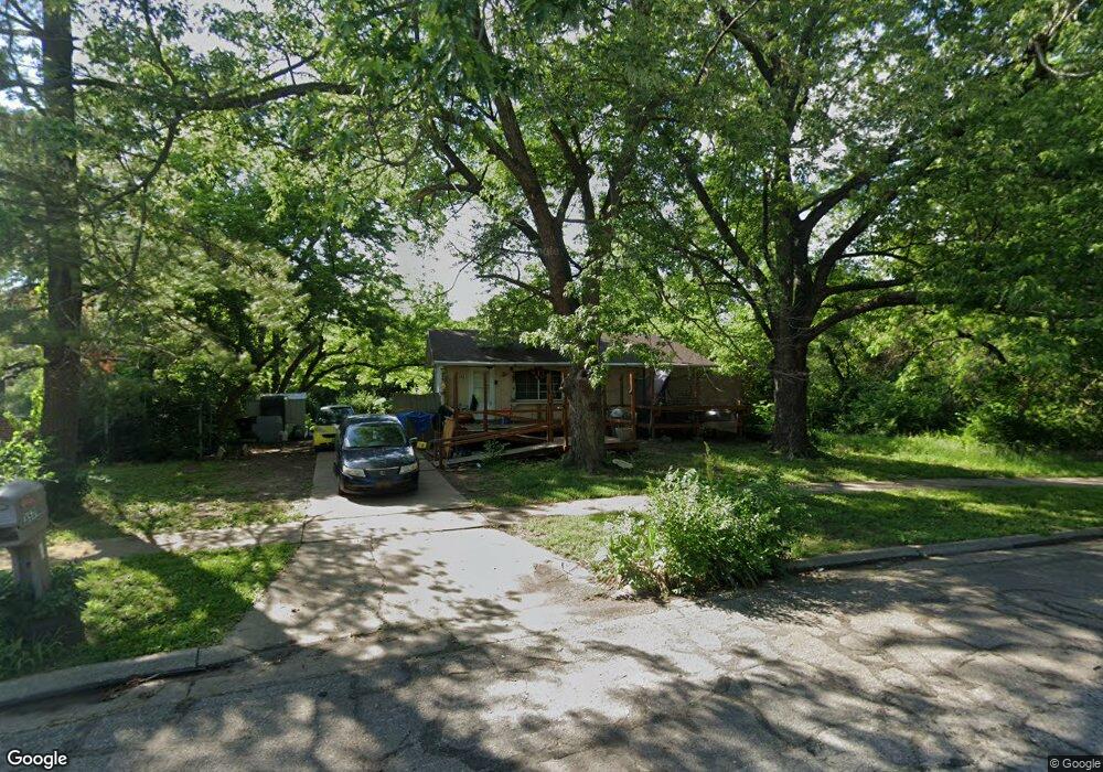 3521 SE Humboldt St, Topeka, KS 66605 - photo 1