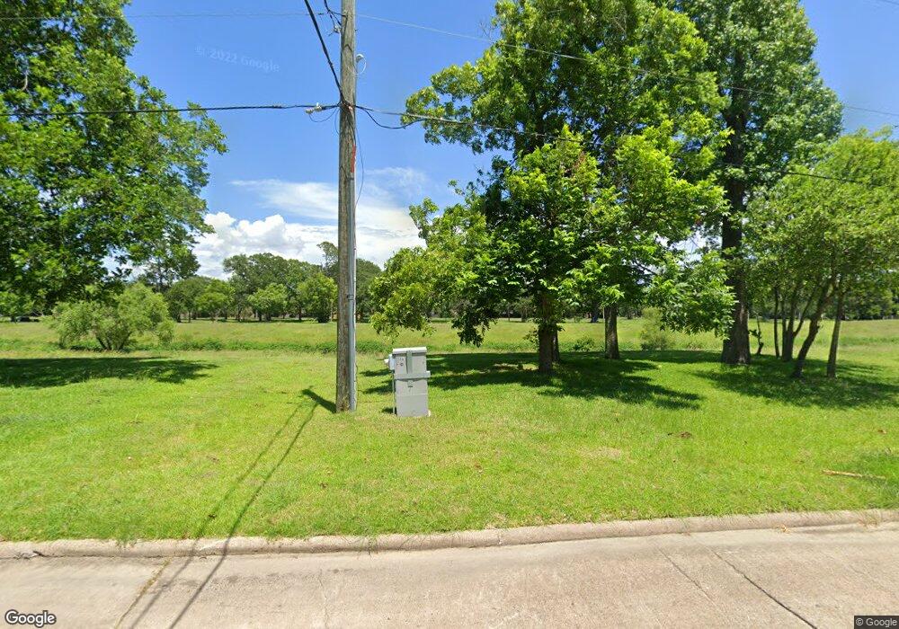 7106 Arbor Oak Dr, Houston, TX 77088 - photo 1