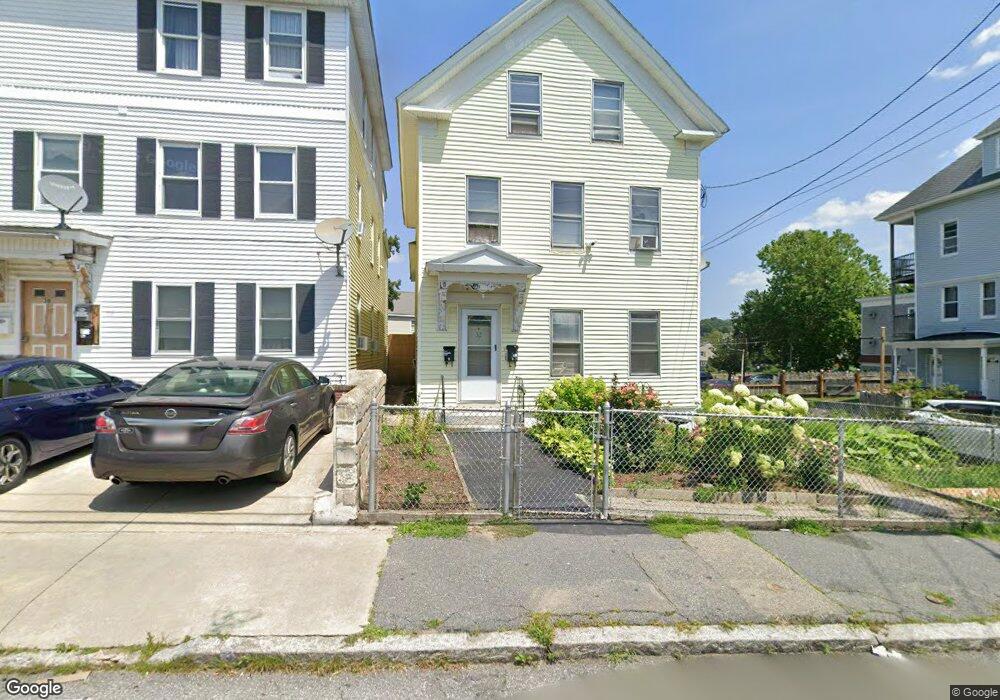 32 Whipple St, Lowell, MA 01852 - photo 1