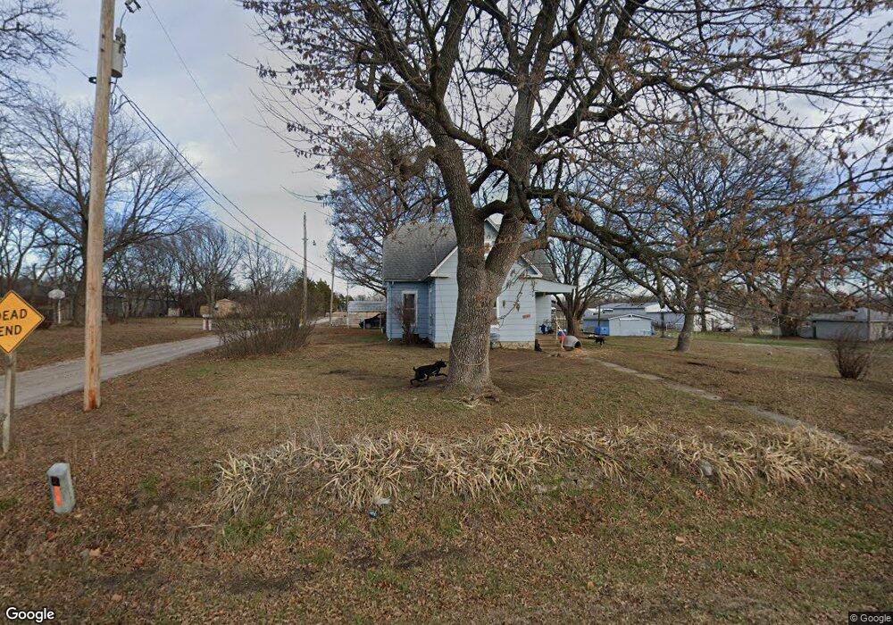 2101 N 21st St, Parsons, KS 67357 - photo 1