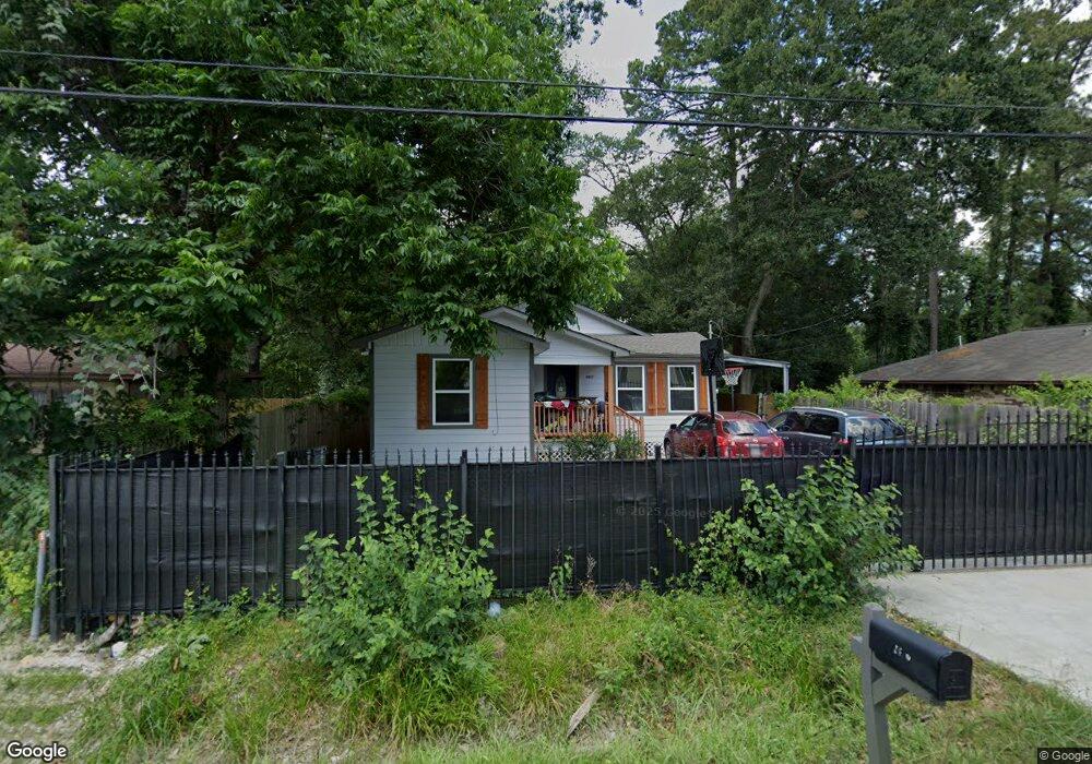 6817 Ezzard Charles Ln, Houston, TX 77091 - photo 1