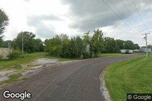 20 Cherry St, Carthage, IL 62321