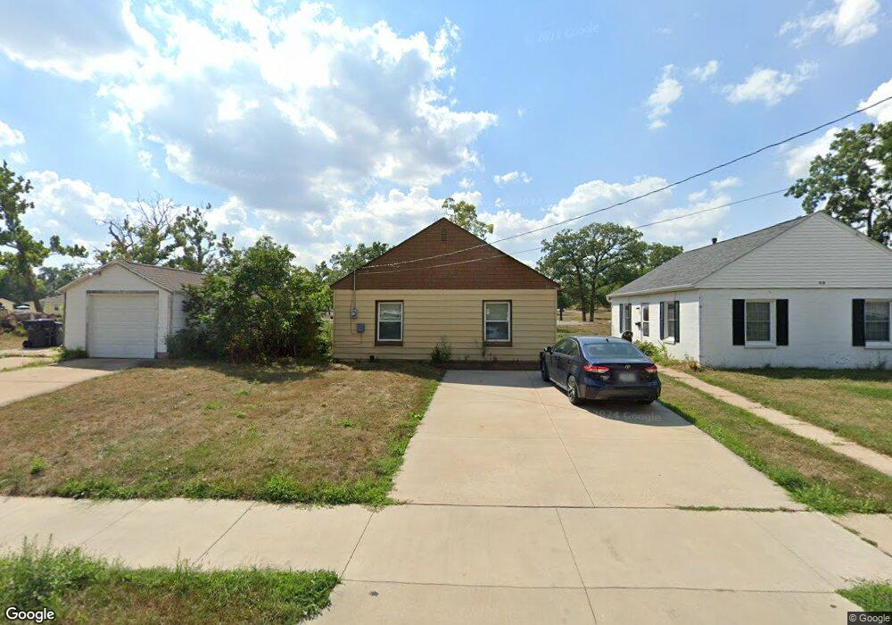 371 30th St SE, Cedar Rapids, IA 52403 - photo 1