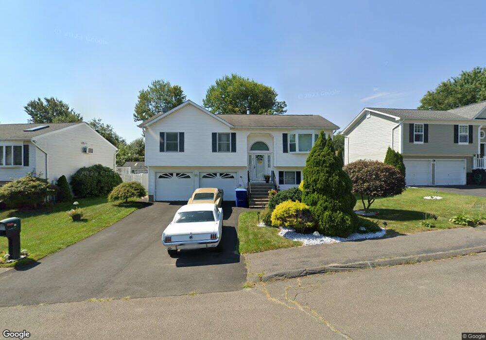 61 Laurie Place, Waterbury, CT 06704 - photo 1