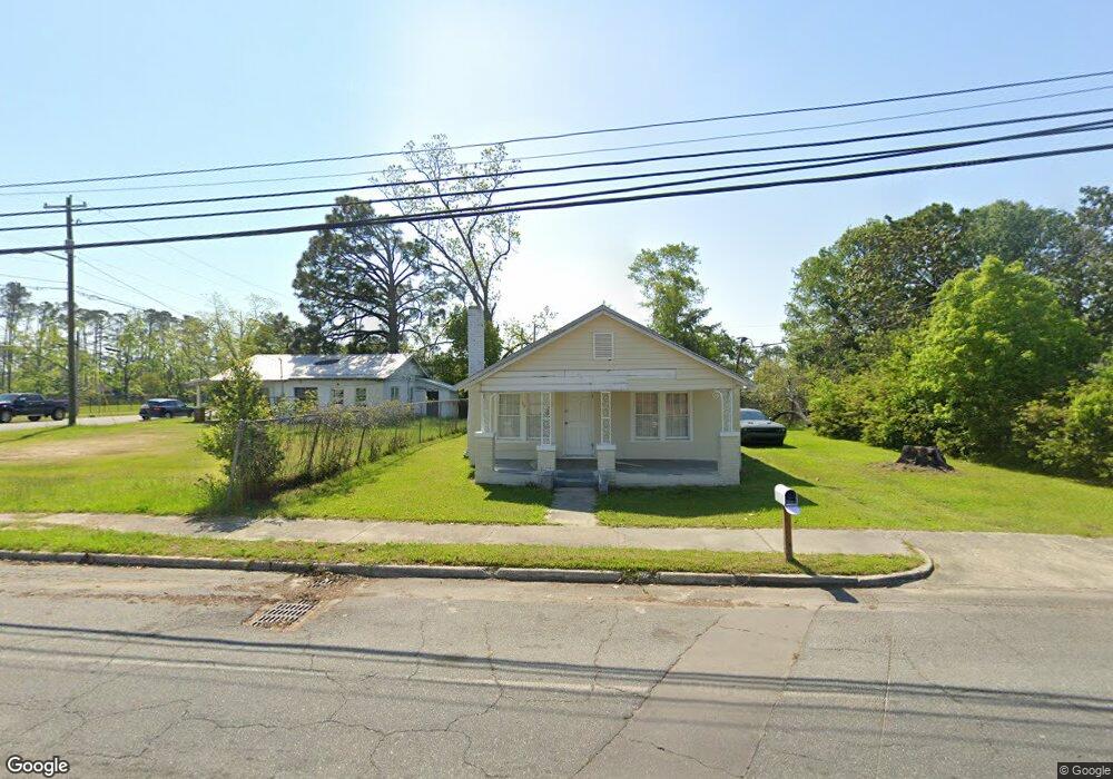 717 College Ave S, Douglas, GA 31533 - photo 1