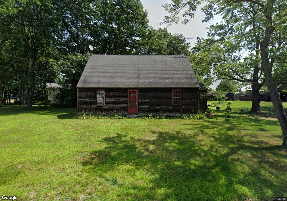 18 Malcolm Ave, Sanford, ME 04073 - photo 1