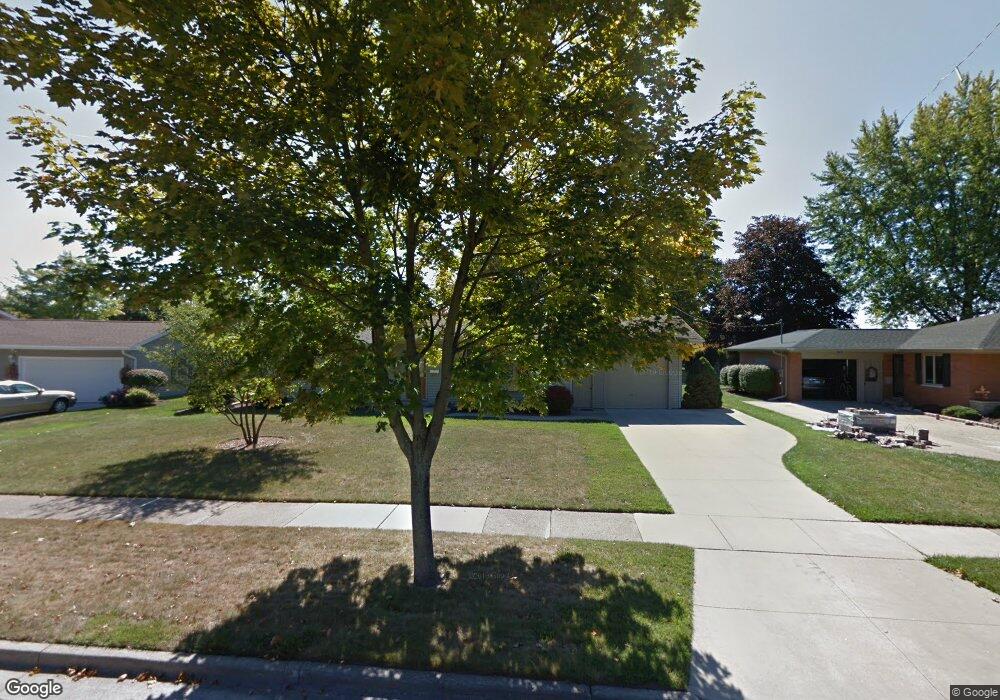 627 Heine St, Frankenmuth, MI 48734 - photo 1