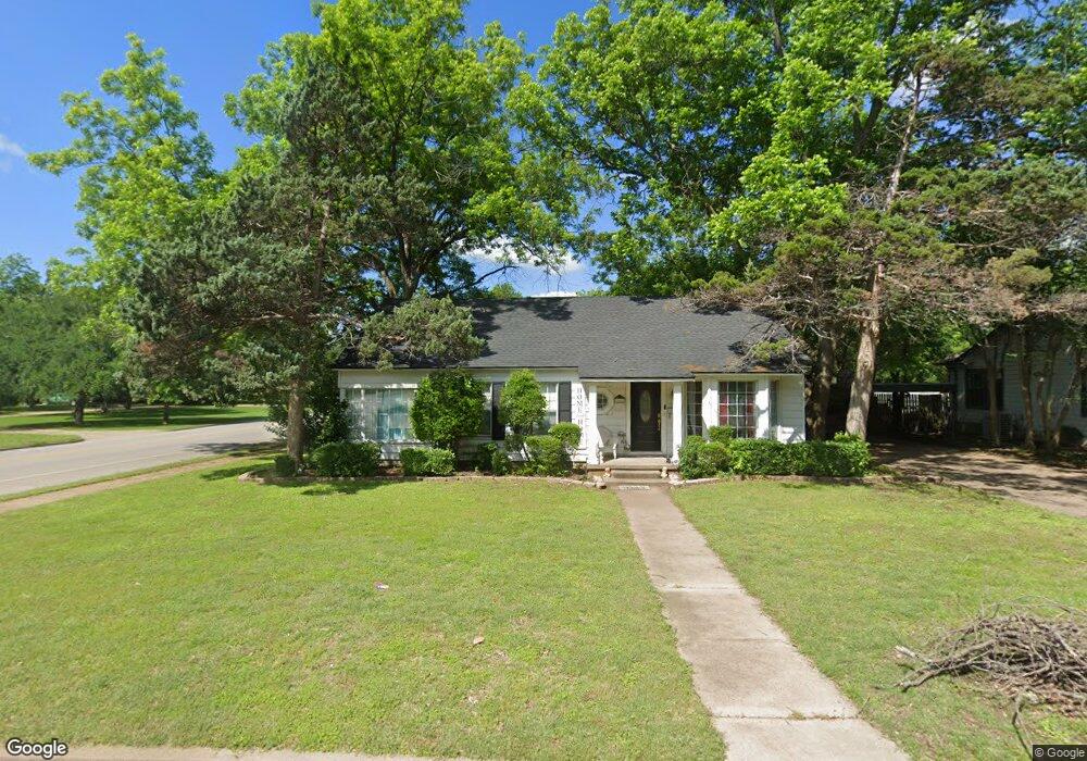 218 Sunset Dr, Cleburne, TX 76033 - photo 1