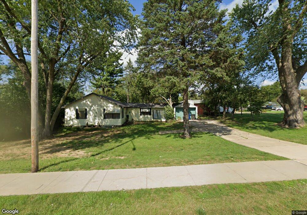 114 E Army Post Rd, Des Moines, IA 50315 - photo 1