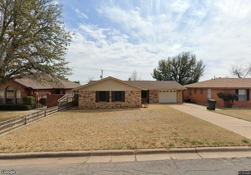 1561 Carol Ln, Wichita Falls, TX 76302 - photo 1