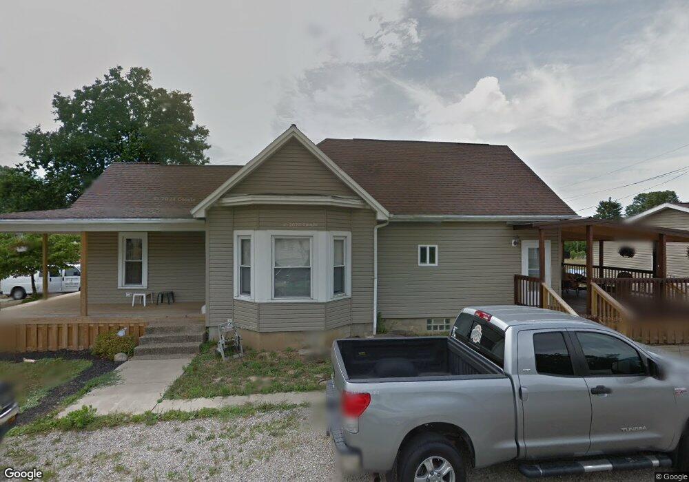 1646 Chestnut St, Coshocton, OH 43812 - photo 1