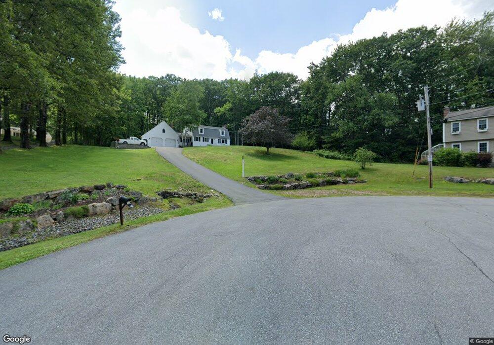 18 Stacey Ln, Goffstown, NH 03045 - photo 1