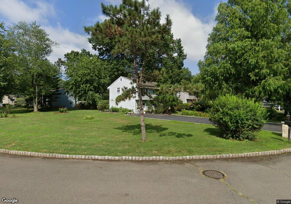 10 Heritage Dr, Green Brook, NJ 08812 - photo 1