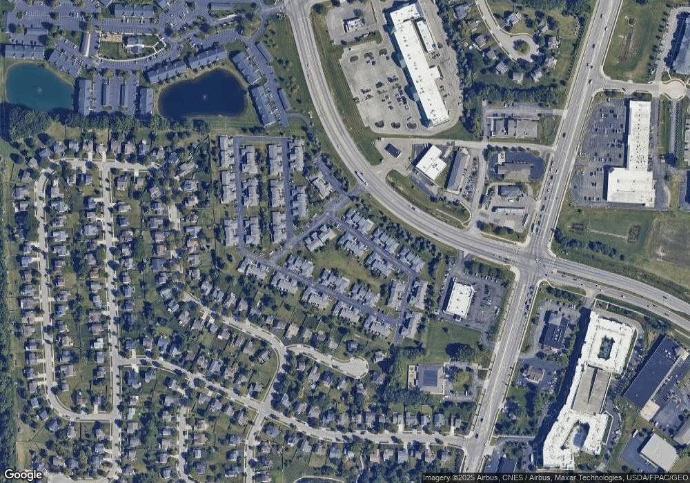 721 Parkgrove Way unit 721, Lewis Center, OH 43035 - photo 1