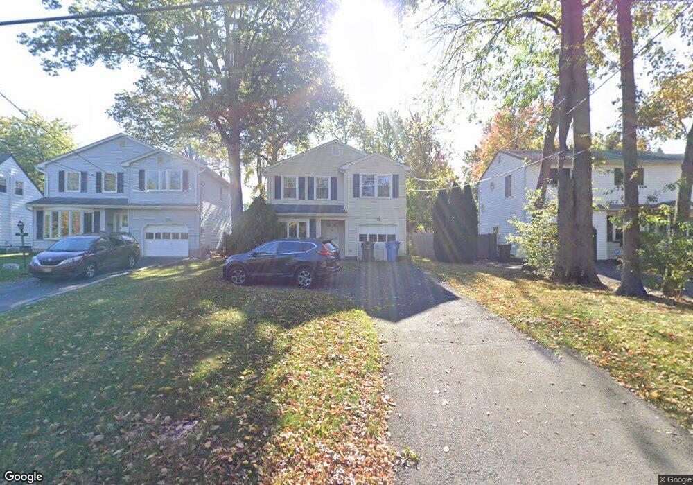 92 Chain o Hills Rd, Iselin, NJ 08830 - photo 1