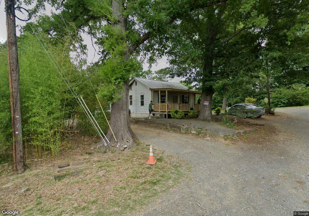 1537 Roosevelt Dr, Dalton, GA 30721 - photo 1
