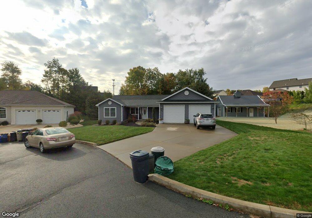 107 Commons Dr unit L17, Olyphant, PA 18447 - photo 1