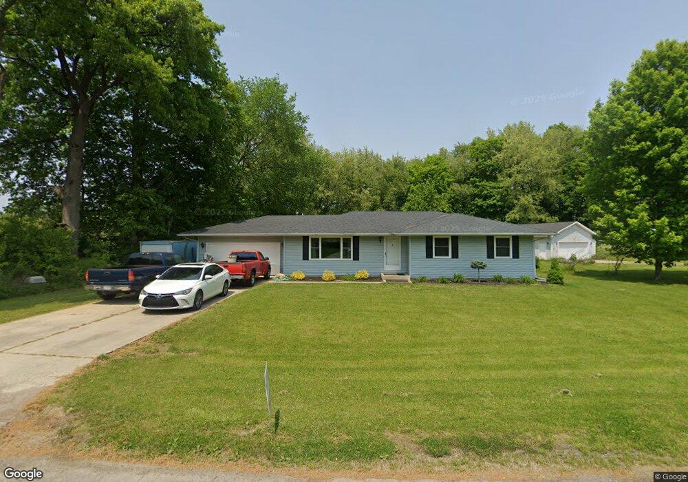 310 Orchard Hill Dr, Lagrange, IN 46761 - photo 1