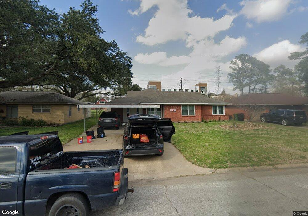 1002 W 31st St, Houston, TX 77018 - photo 1