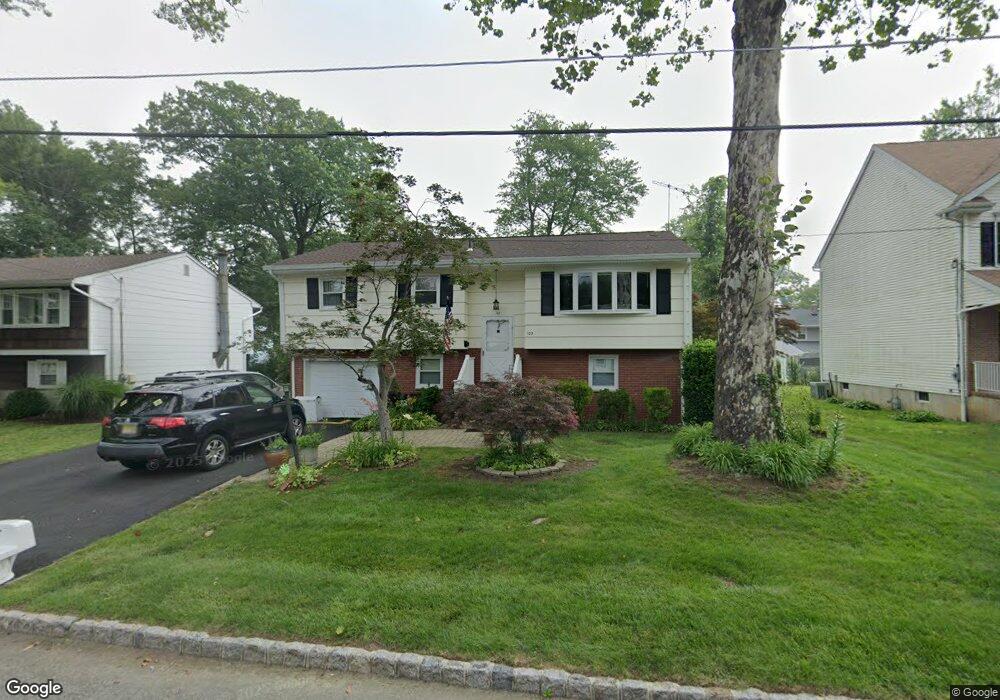 102 Garfield Rd, Parsippany, NJ 07054 - photo 1