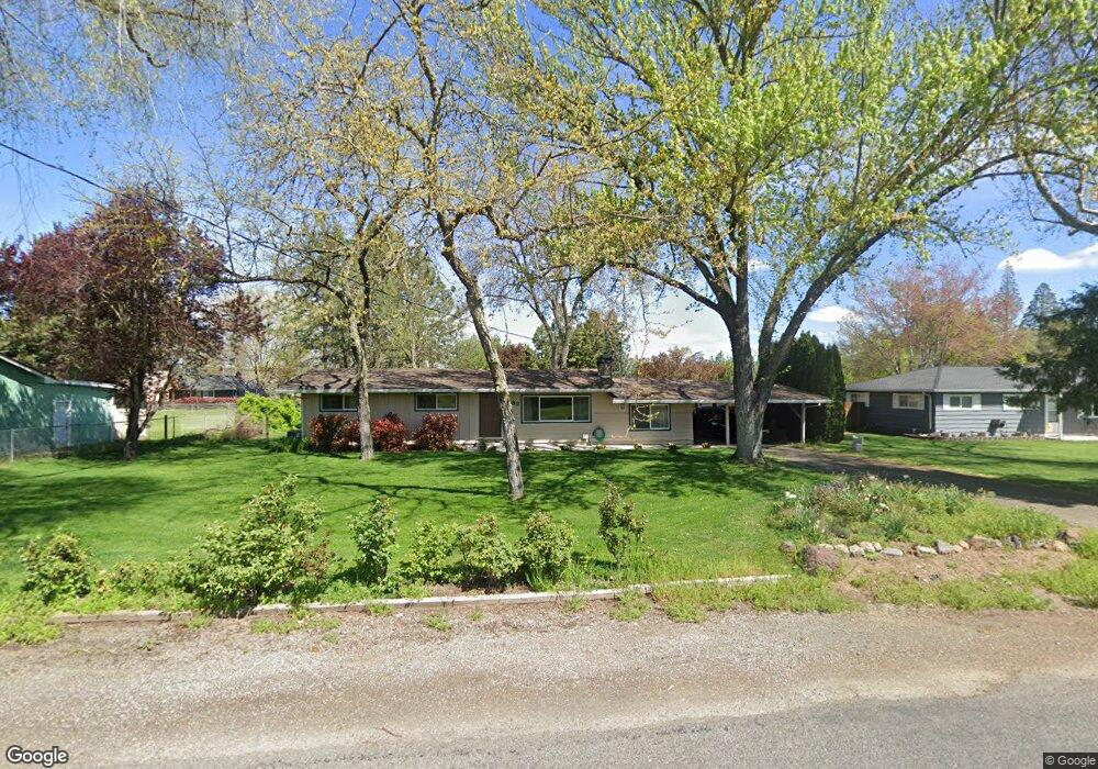 2482 Robin Ln, Central Point, OR 97502 - photo 1