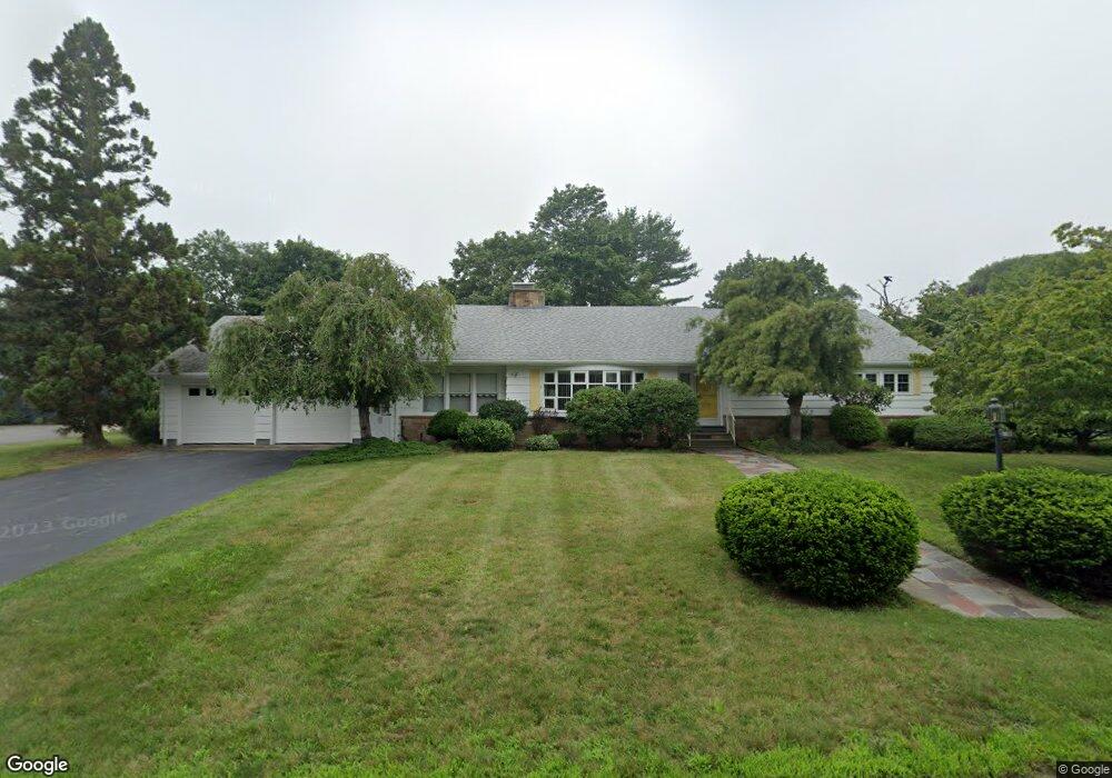 3 Brewster St, South Dartmouth, MA 02748 - photo 1