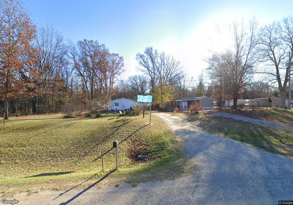 27 Cherokee Rd, Whittemore, MI 48770 - photo 1