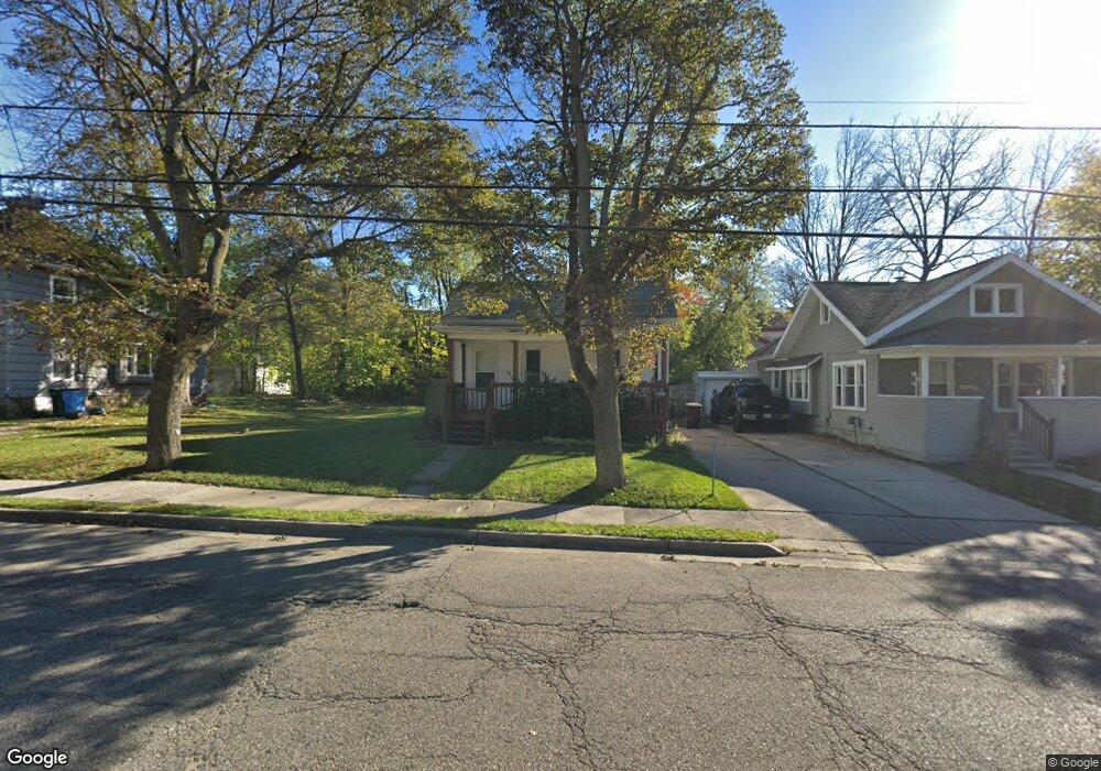 520 Baker St, Lansing, MI 48910 - photo 1