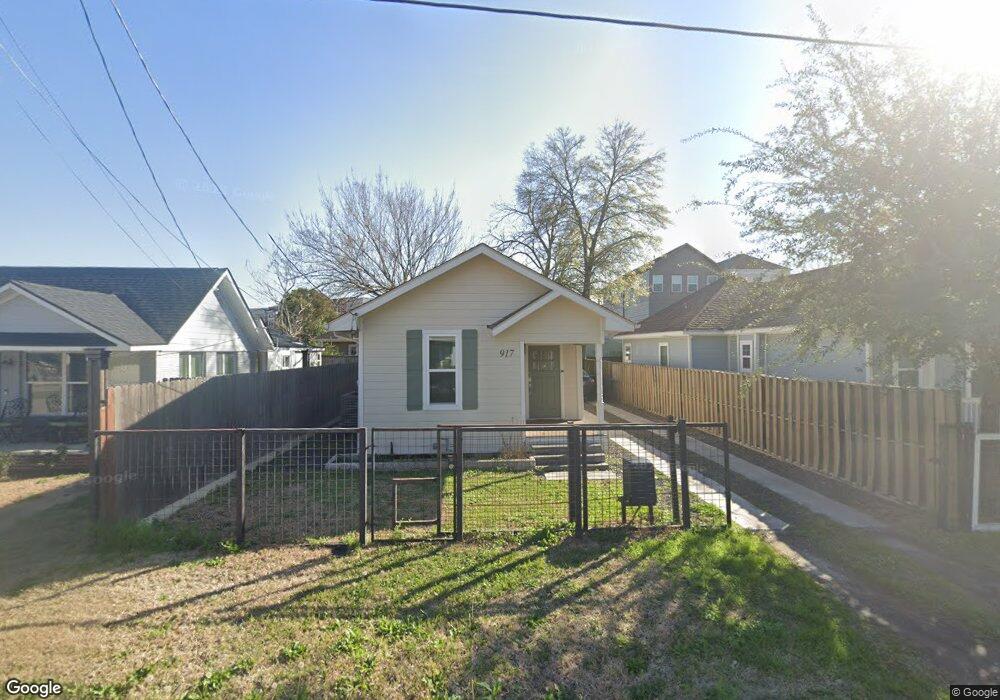 917 Kern St, Houston, TX 77009 - photo 1