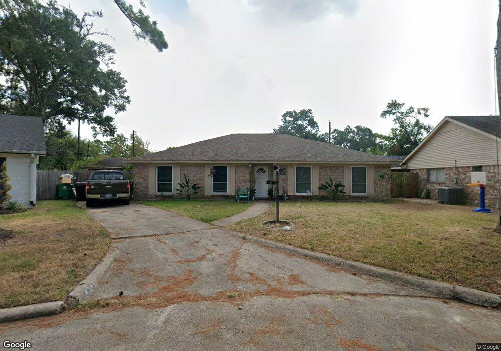 7218 Bayou Oaks Dr, Houston, TX 77088 - photo 1