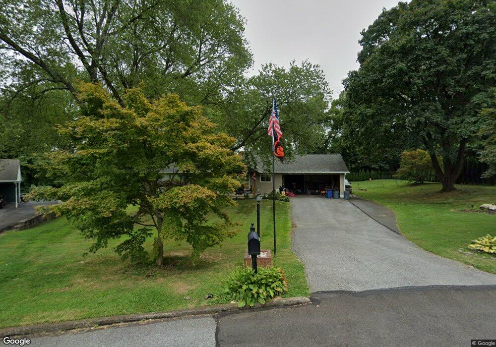 212 Meadowcroft Ln, Media, PA 19063 - photo 1