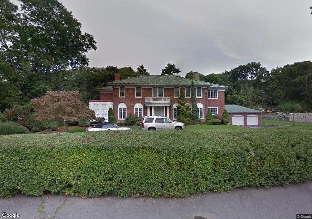 300 Puritan Rd, Swampscott, MA 01907 - photo 1