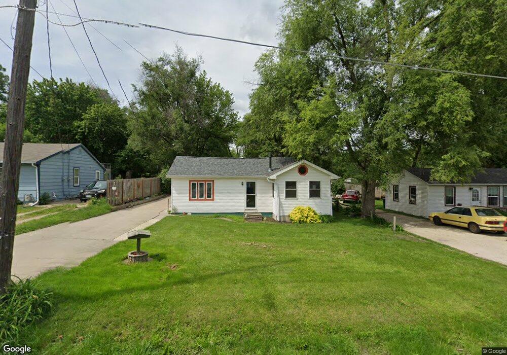 2730 E Aurora Ave, Des Moines, IA 50317 - photo 1