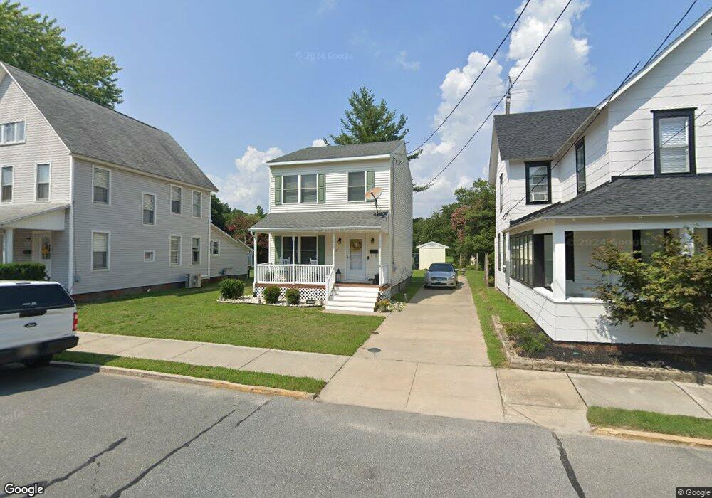 317 E 6th St, Laurel, DE 19956 - photo 1