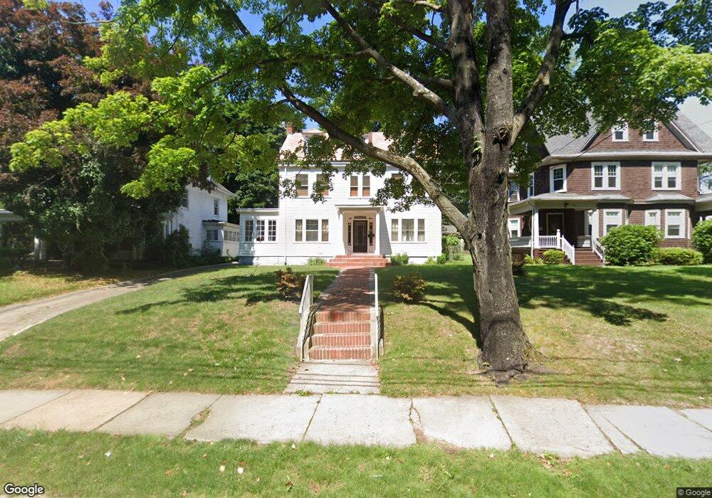 197 Ridgefield St, Hartford, CT 06112 - photo 1