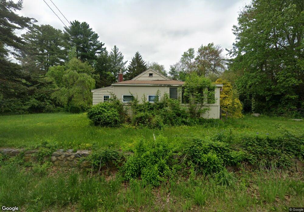 417 Snake Hill Rd, North Scituate, RI 02857 - photo 1