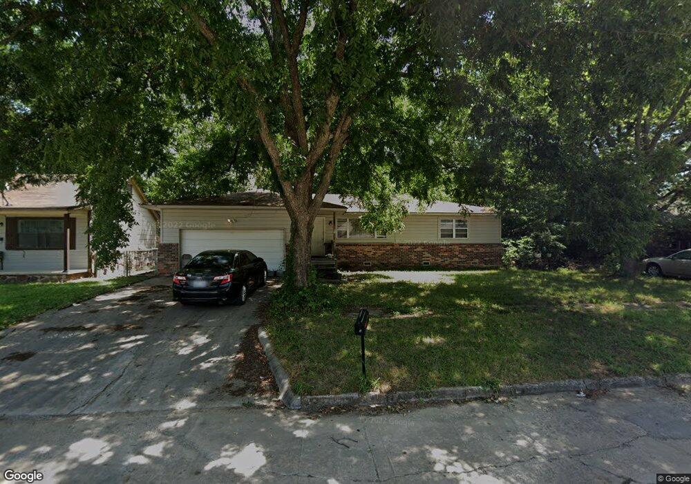 504 S Normal Ave, Claremore, OK 74017 - photo 1